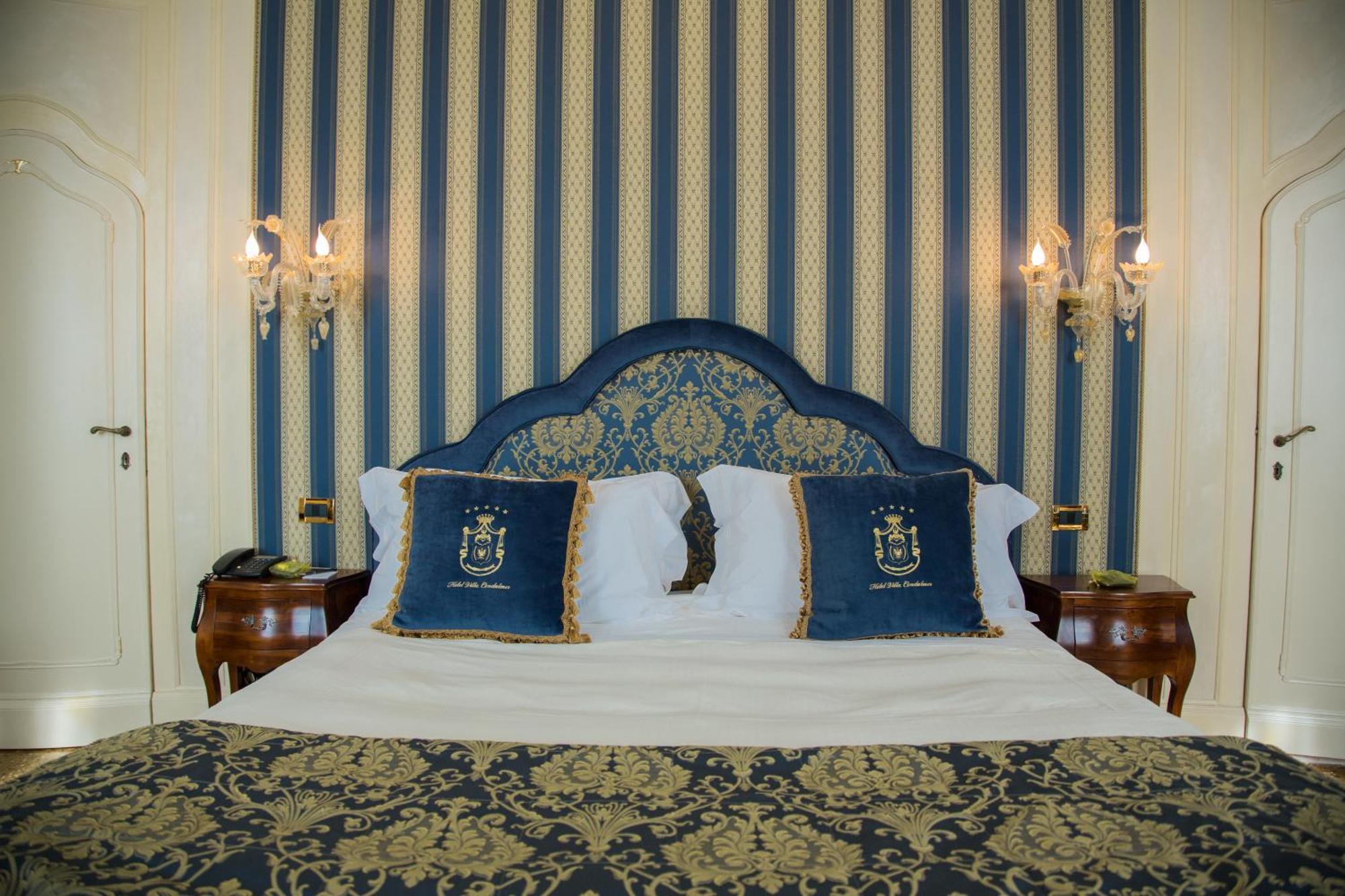 Hotel Villa Condulmer Mogliano Veneto Bilik gambar A bedroom at the hotel