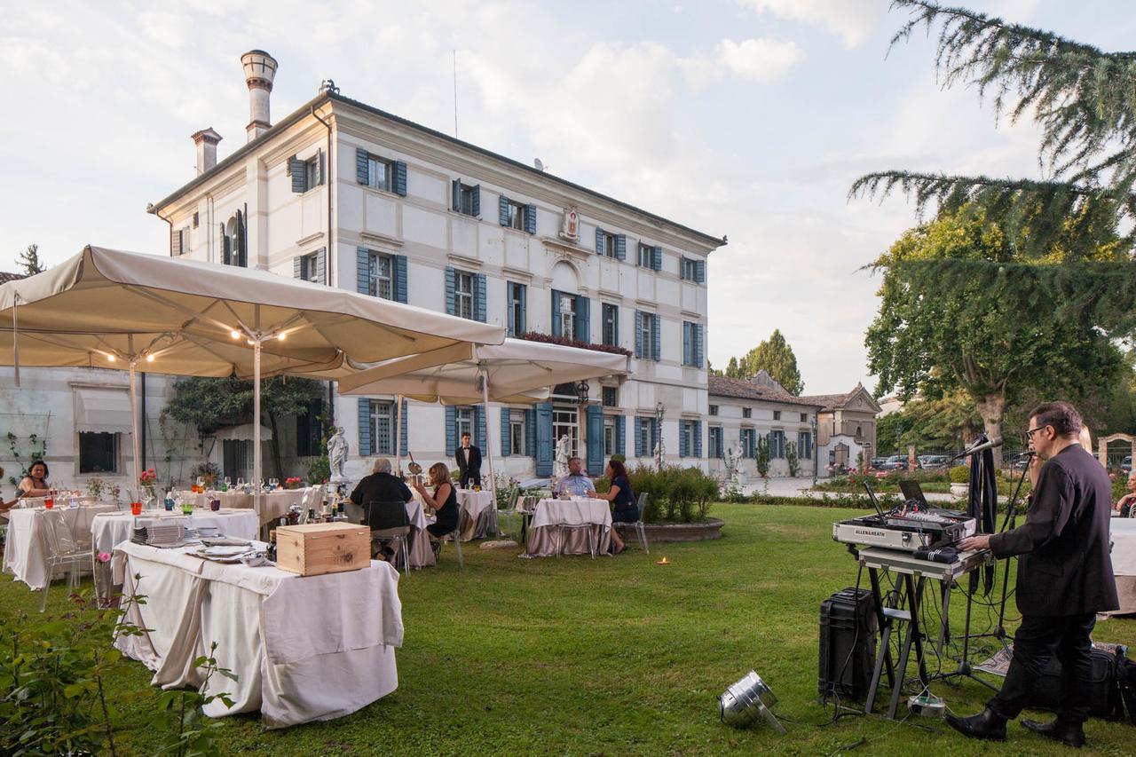 Hotel Villa Condulmer Mogliano Veneto Luaran gambar The Villa